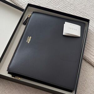 Gucci envelope wristlet